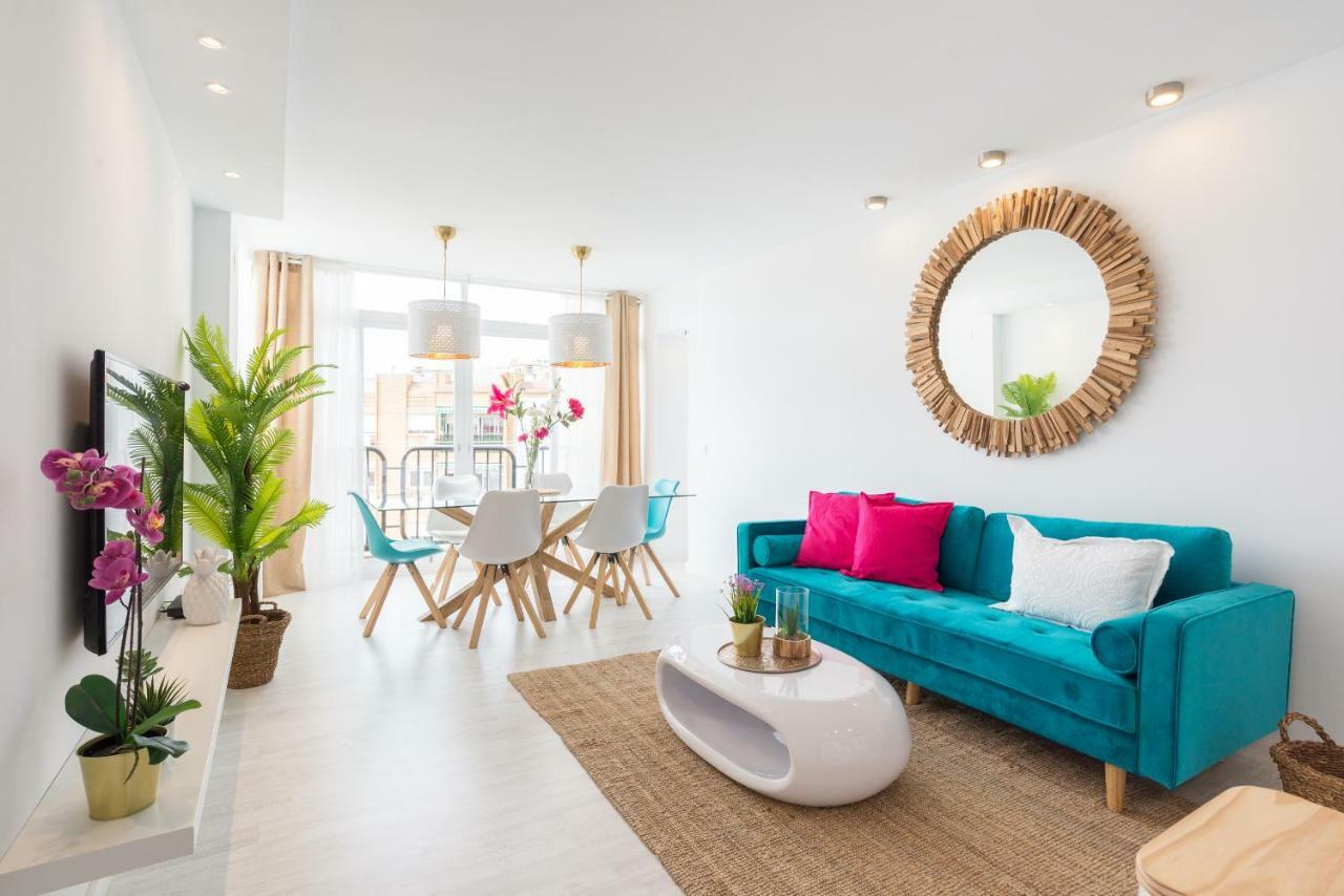 Stunning Spacious City Apartment With Free Parking 말라가 외부 사진